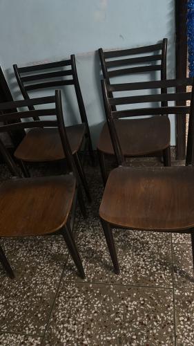 Selling of old furniture 