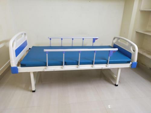 Semi fowler cot - Urgent sell - Brand new