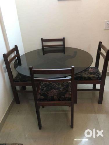 Sofa and dinning 
