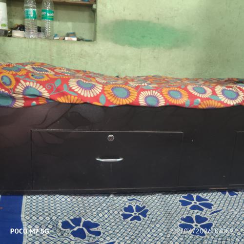 6*3 Diwan with Storage Space 